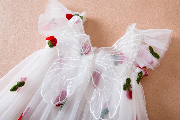 Verão novo vestido de manga voadora para meninas crianças arco morango bordado malha vestido de princesa vestido de bebê menina para 1-5 anos