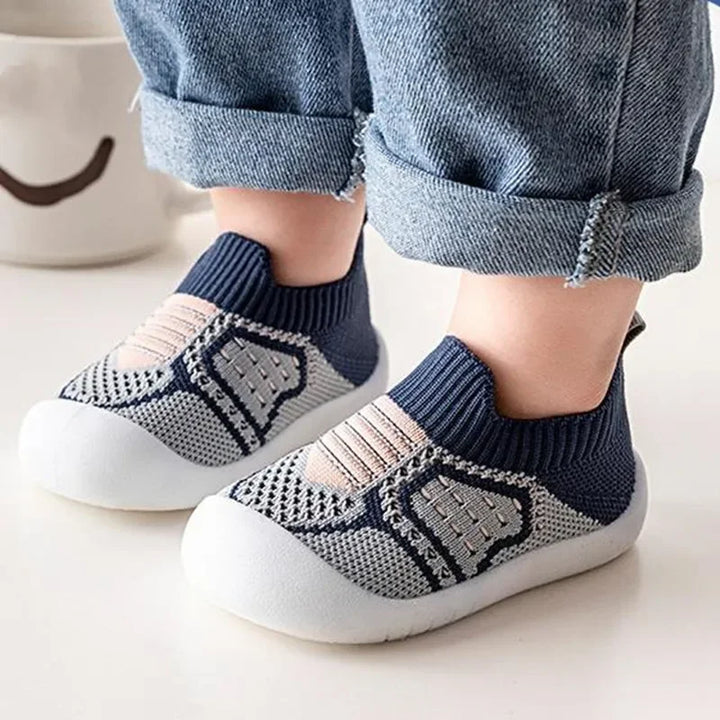 Sapatinho Meia Infantil Malha Respirável Antiderrapante - Ama Mamma