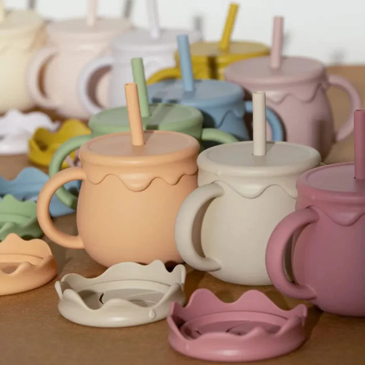 Copo Aconchegante de Silicone com Canudo para Bebê Ama Mamma - 250ml - Ama Mamma
