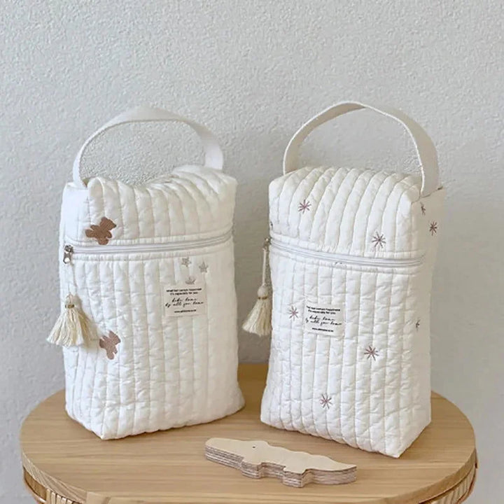 Necessaire de Algodão Bordada Monalisa Estilo Hobo Ama Mamma - Ama Mamma