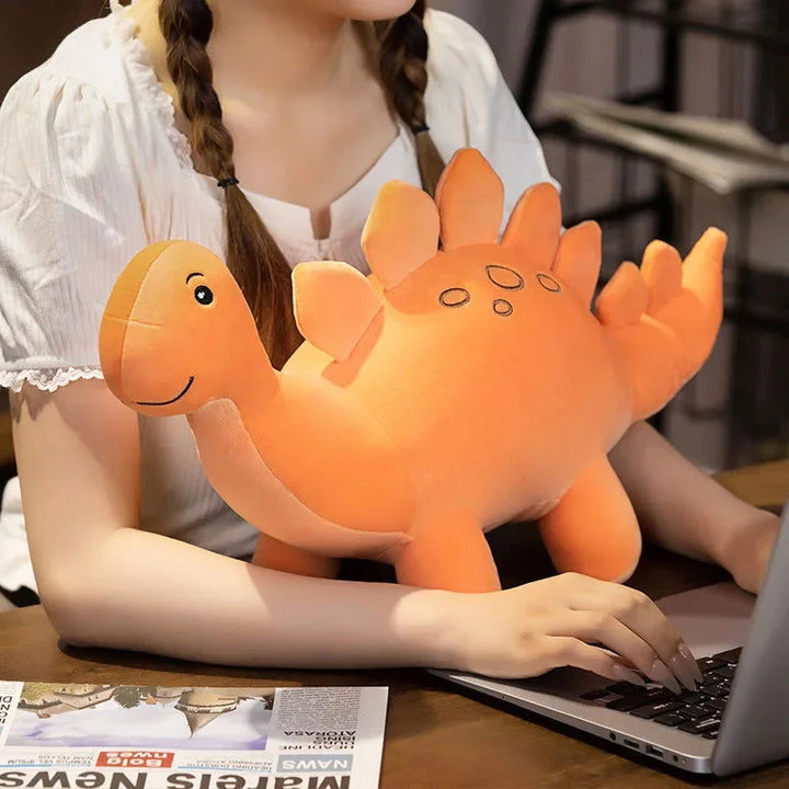 Dinossauro Pelúcia Super Confortável para Quarto Infantil Ama Mamma - Ama Mamma